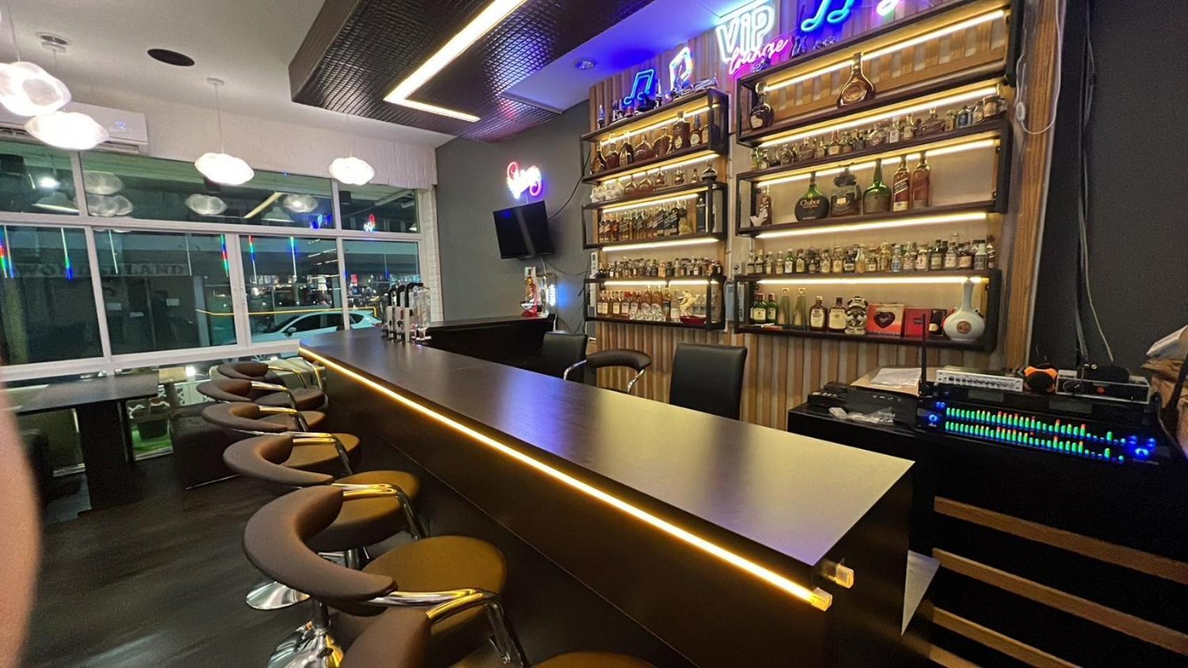 Alongkorn Hotel By Sb Samut Songkhram エクステリア 写真