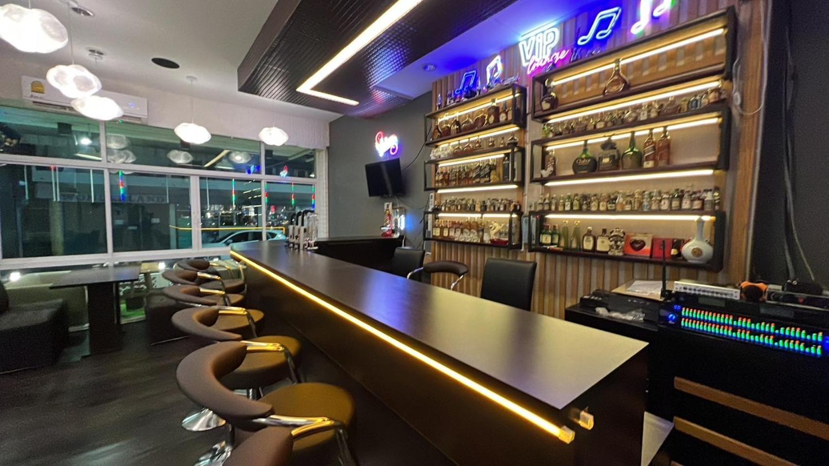 Alongkorn Hotel By Sb Samut Songkhram エクステリア 写真
