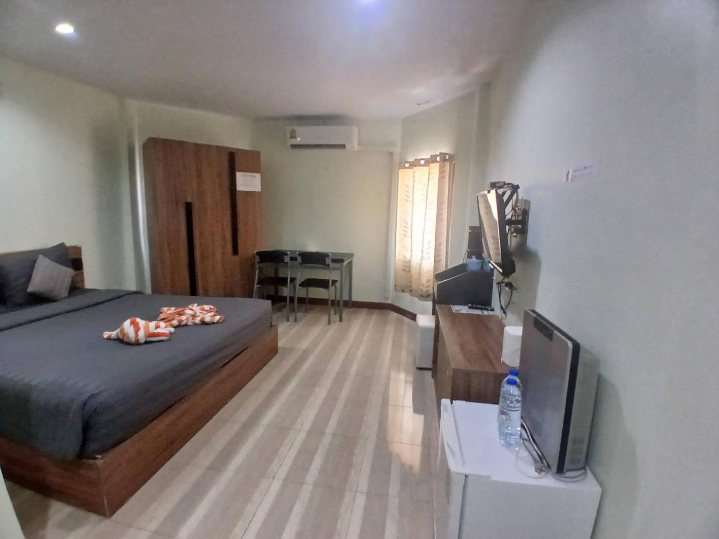 Alongkorn Hotel By Sb Samut Songkhram エクステリア 写真